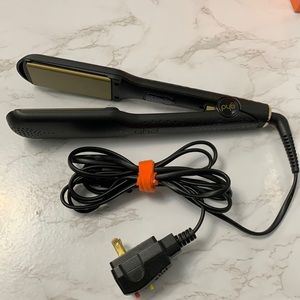 GHD Classic 2 in wide flat iron